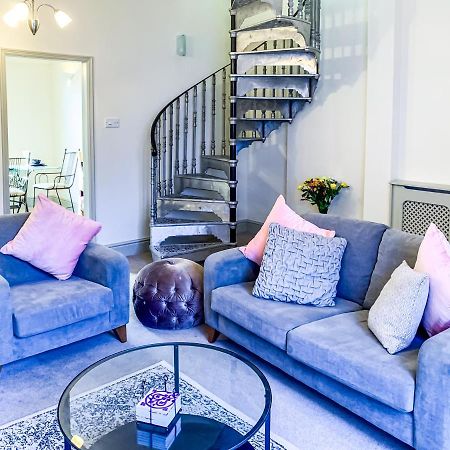 יורק The Vines - Stunning Period Home With Free Parking מראה חיצוני תמונה
