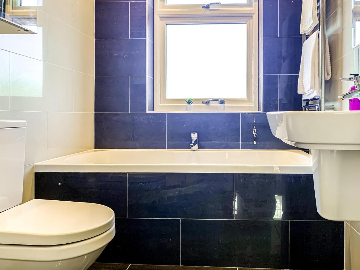יורק The Vines - Stunning Period Home With Free Parking מראה חיצוני תמונה