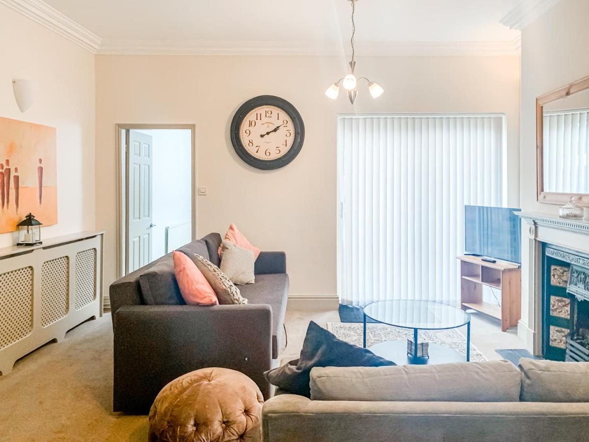 יורק The Vines - Stunning Period Home With Free Parking מראה חיצוני תמונה