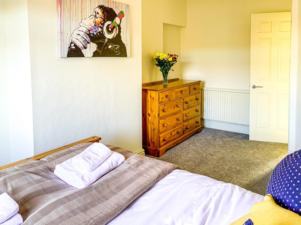 יורק The Vines - Stunning Period Home With Free Parking מראה חיצוני תמונה