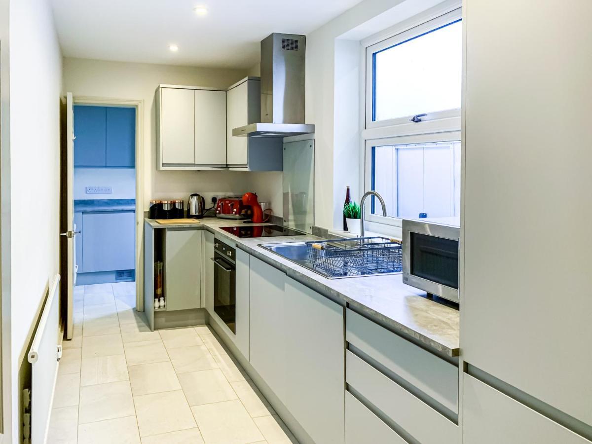 יורק The Vines - Stunning Period Home With Free Parking מראה חיצוני תמונה